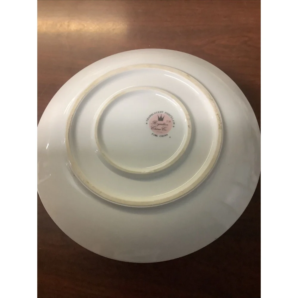 Royalton China Co Translucent Porcelain Golden Elegance Gravy Boat